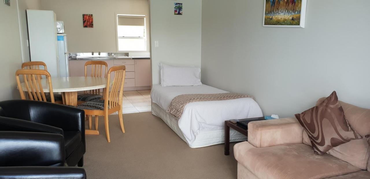 Whangaroa Lodge Motel Εξωτερικό φωτογραφία